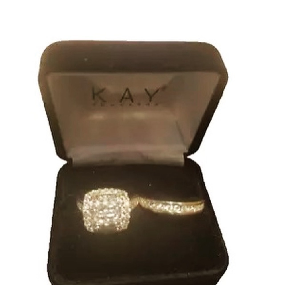 Kay’s Jeweler 14k Leo Bridal Set Collection Yellow Gold Size 8.5 - Picture 3 of 3